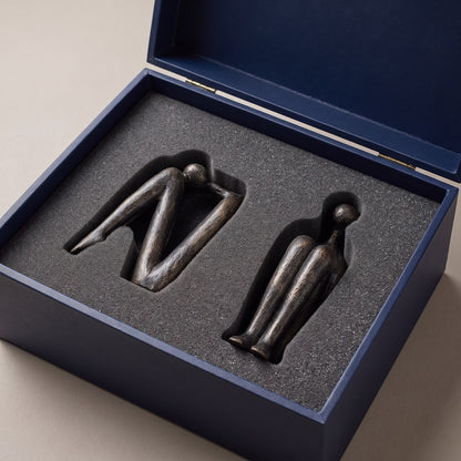 Gift packaging with custom foam insert